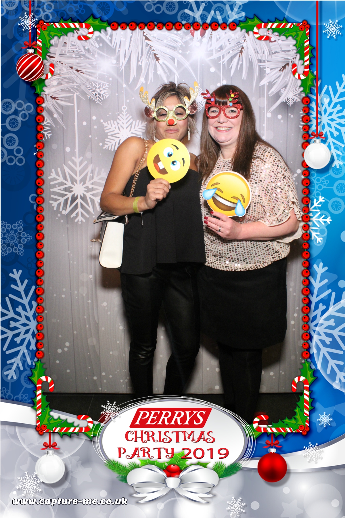 Perrys Aylesbury Christmas Party | View more photos from the event at gallery.capture-me.co.uk/u/Capture-me/Perrys-Aylesbury-Christmas-Party
